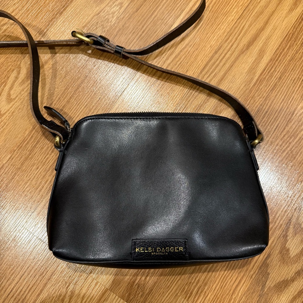Kelsi‎ Dagger Brooklyn Black Leather crossbody / shoulder Bag Brass Hardware